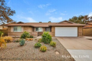 1209 W Palo Verde Dr in Chandler, AZ - Building Photo