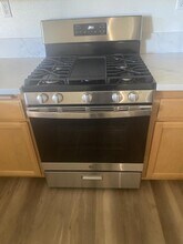 310 W McCoy Ln in Santa Maria, CA - Building Photo - Building Photo