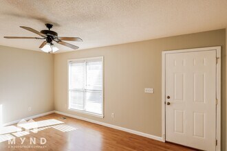 1017 Mountain Dr in Fultondale, AL - Building Photo - Building Photo