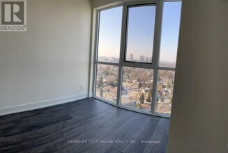 180 Fairview Mall Dr in Toronto, ON - Building Photo - Building Photo