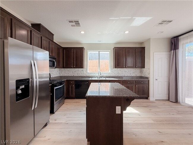 10150 W Glen Aire Ave in Las Vegas, NV - Building Photo - Building Photo