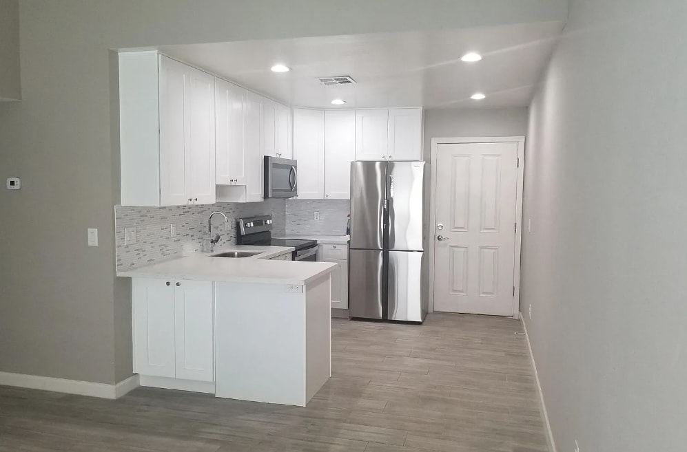 Roma Village Apartments in Phoenix, AZ - Foto de edificio
