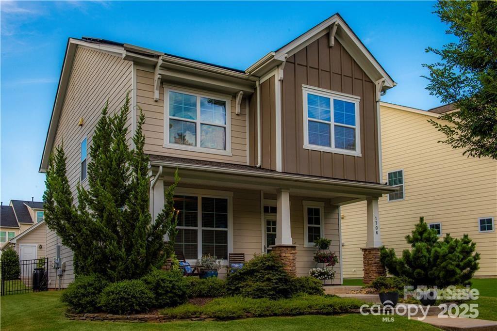 1706 Woodward Ave in Charlotte, NC - Building Photo