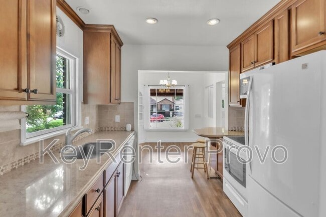 property at 362 800 E