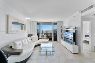 401 69th St in Miami, FL - Building Photo