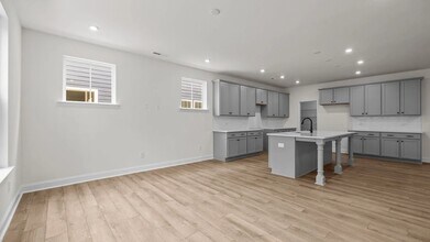 2021 Near Pt Rd in Charlotte, NC - Building Photo - Building Photo