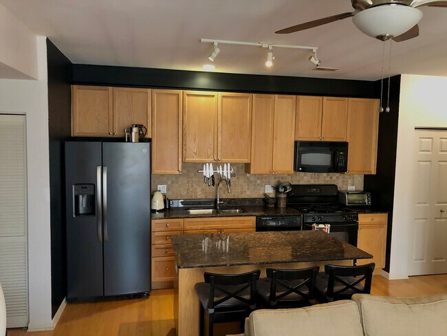 2720 W Cortland St in Chicago, IL - Building Photo - Building Photo