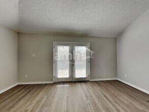 5026 Chase Stone Dr in Bacliff, TX - Building Photo - Building Photo