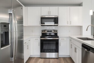 432 21st St in West Palm Beach, FL - Building Photo - Building Photo