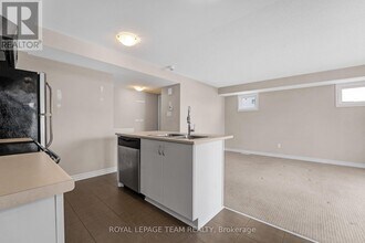 231 Infusion Private in Ottawa, ON - Building Photo - Building Photo