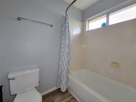 6410 Coley Park in Sugar Land, TX - Building Photo