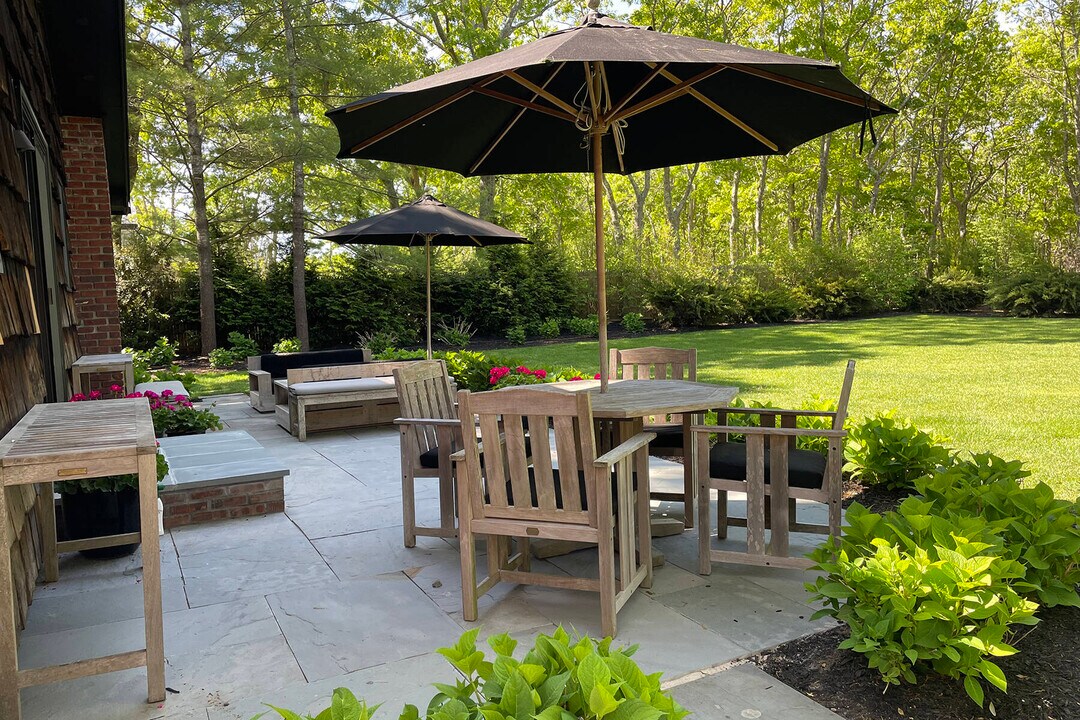 426 Toppings Path in Sagaponack, NY - Building Photo