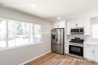 5059 Alumni Pl in San Diego, CA - Building Photo - Building Photo