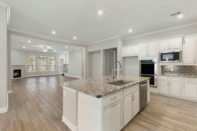 property at 18855 Collins View Dr