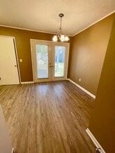 1325 Greendale Ave in Fort Walton Beach, FL - Building Photo - Building Photo