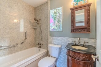 1448 Sunshine Valley Rd in Montara, CA - Building Photo - Building Photo