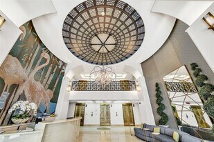 255 Evernia St in West Palm Beach, FL - Building Photo