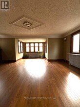 34 Rusholme Dr in Toronto, ON - Building Photo - Building Photo