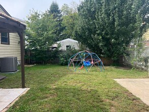 205 Chippewa St in Lester, PA - Building Photo - Building Photo