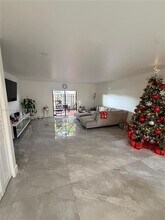 14261 SW 94th Cir Ln in Miami, FL - Building Photo - Building Photo