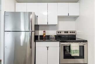 Southwind Apartments in Wallingford, CT - Building Photo - Interior Photo