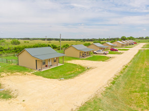 110 Stewart Ln in Stephenville, TX - Building Photo - Building Photo