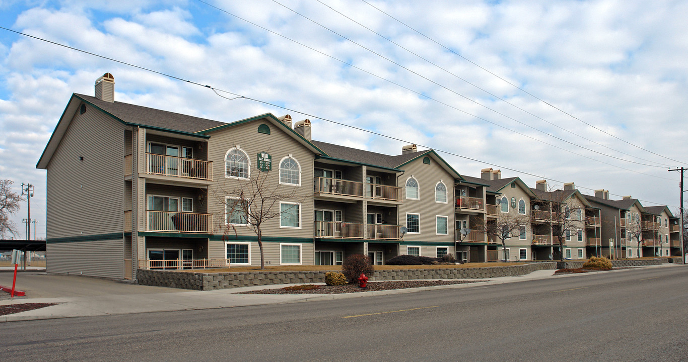 The Eagles Nest in Caldwell, ID - Building Photo