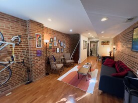 450 Federal St in Baltimore, MD - Building Photo