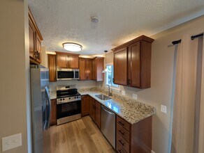 2019 50th St SE in Canton, OH - Foto de edificio - Building Photo