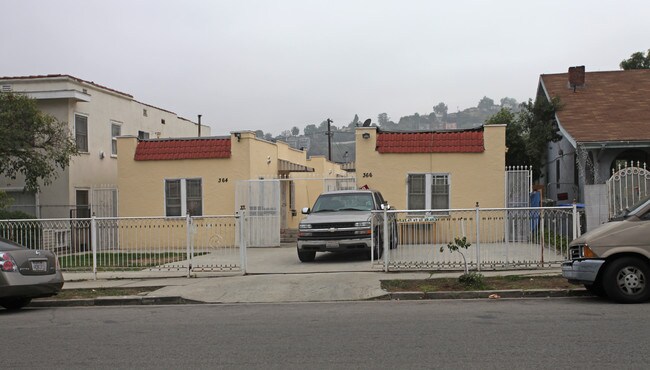 364 N Avenue 52 in Los Angeles, CA - Building Photo - Building Photo