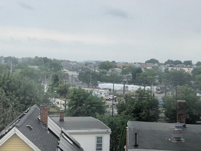 240 Leyden St in Boston, MA - Building Photo - Building Photo