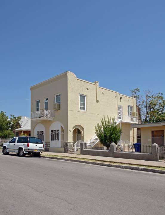 601 E Rio Grande Ave in El Paso, TX - Building Photo