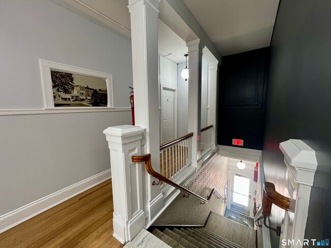 88 Main St in New Canaan, CT - Building Photo - Building Photo