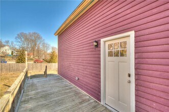 30 Queen St in East Greenwich, RI - Building Photo - Building Photo