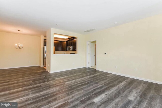 1331 Sierra Dr in Trenton, NJ - Building Photo - Building Photo