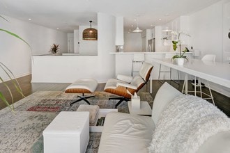 2016 Pacific Ave-Unit -M204 in San Francisco, CA - Building Photo - Building Photo