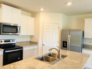 2173 Farmhouse Rd SE in Palm Bay, FL - Building Photo - Building Photo