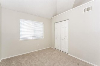 8440 Cloverglen Ln in Fort Worth, TX - Building Photo - Building Photo