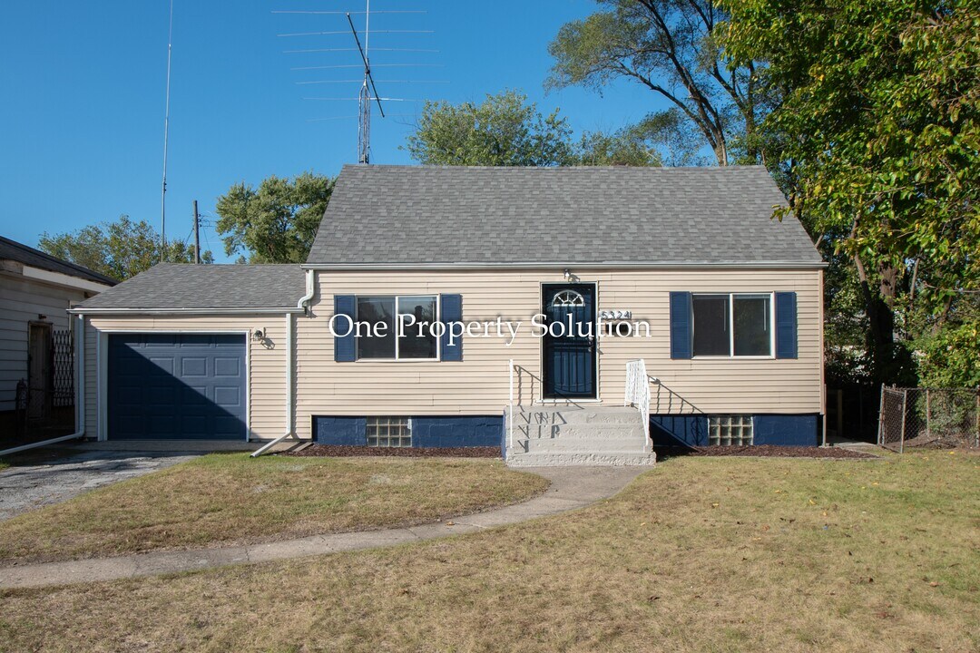 5324 W 3rd Ave in Gary, IN - Building Photo