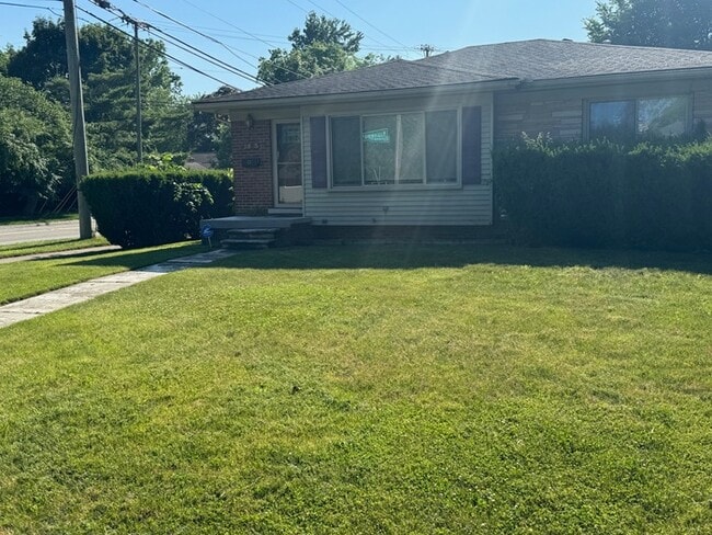 property at 2503 Maplewood Ave