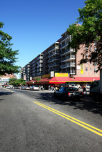 Park Regent Condominium in Flushing, NY - Building Photo - Building Photo