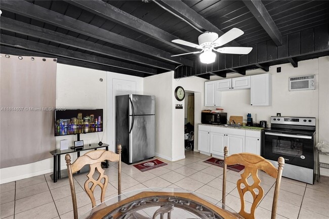 1185 NW 118th St in Miami, FL - Building Photo - Building Photo