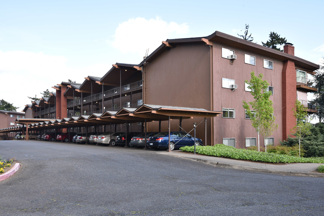 Waverley & Stuart Hall in Milwaukie, OR - Building Photo