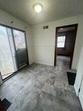 8628 Chapp Ave in Warren, MI - Foto de edificio - Building Photo