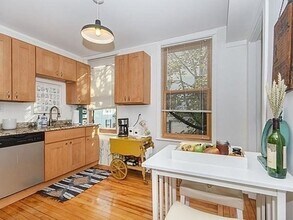 76 G St, Unit 1 in Boston, MA - Building Photo - Building Photo
