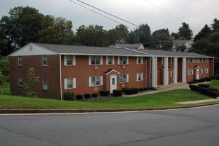 Orchard Hills Dr Apartments