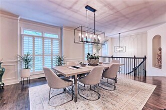 5569 Julian Pl in Atlanta, GA - Building Photo - Building Photo