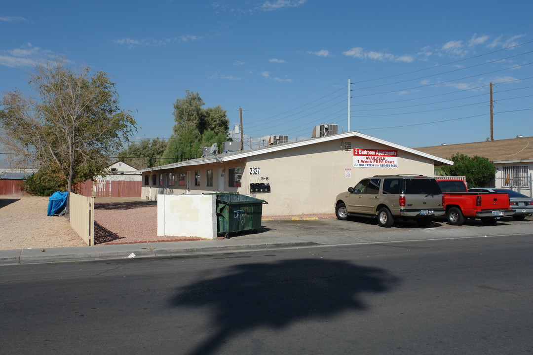 Arrowhead Acres in North Las Vegas, NV - Building Photo