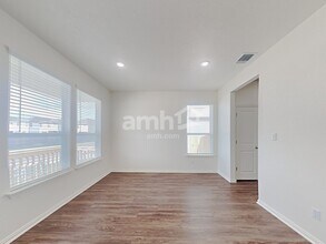 380 Aspen Waters in New Braunfels, TX - Building Photo - Building Photo