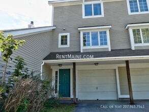 307 Garland St in Bangor, ME - Foto de edificio - Building Photo